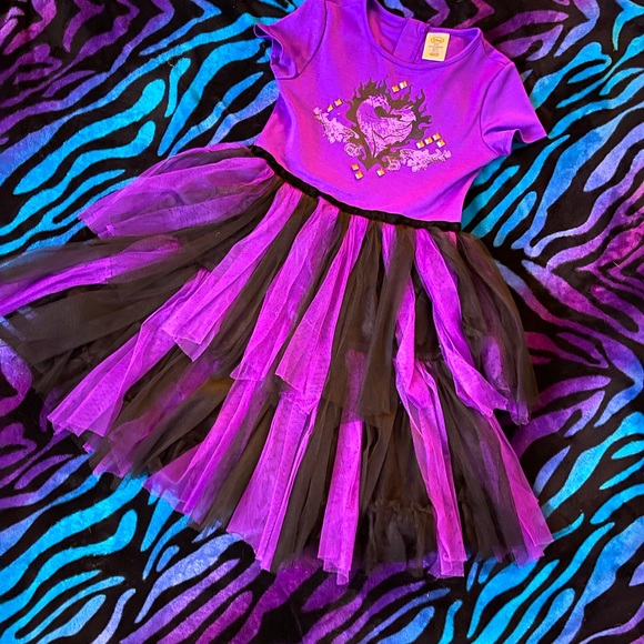 Disney Other - Descendants girls dress ♥️♥️